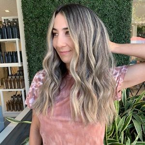 Meet your Posher, Megan